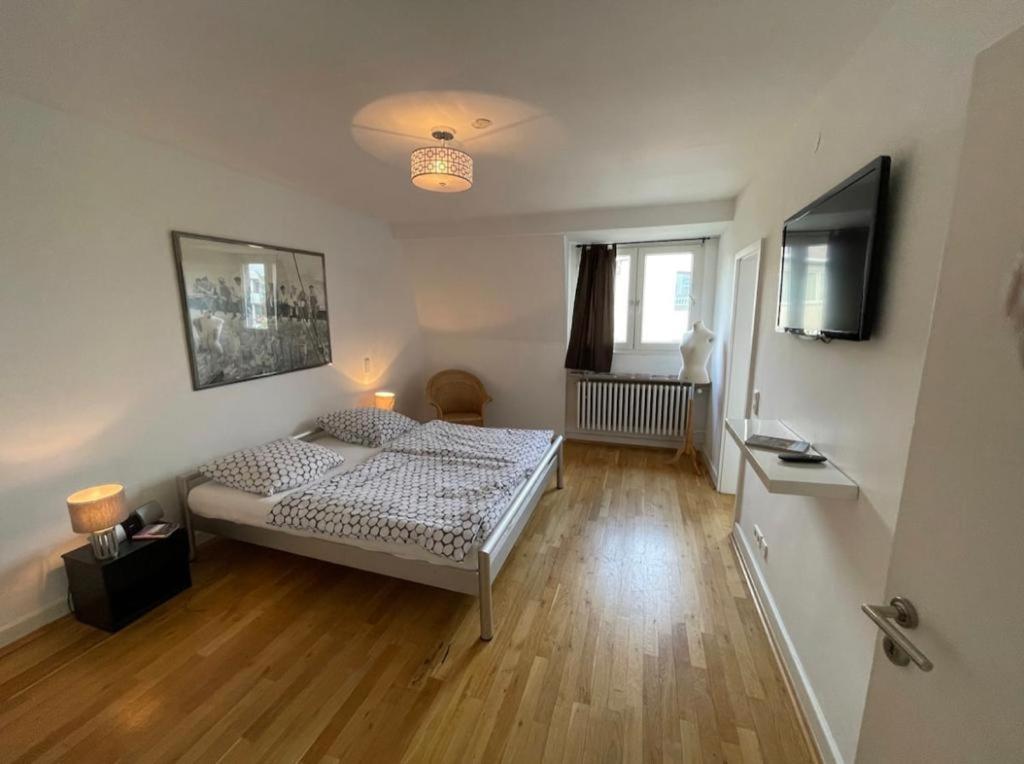 Апартаменты Luxury Rooftop Loft With River View 10Min To City Дюссельдорф Экстерьер фото