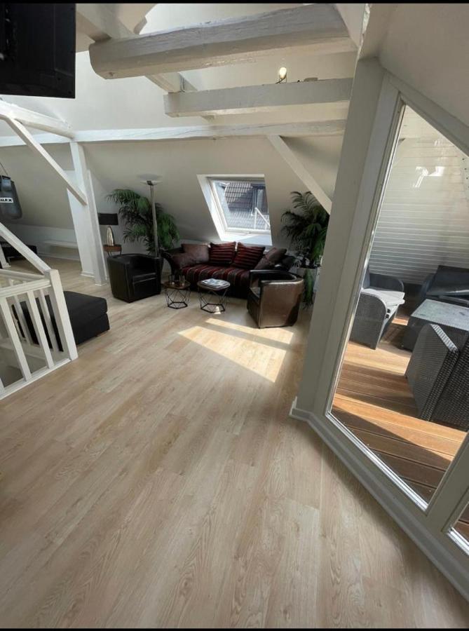 Апартаменты Luxury Rooftop Loft With River View 10Min To City Дюссельдорф Экстерьер фото